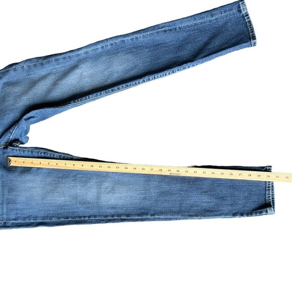 LEVI'S Blue Boyfriend Skinny Mid Rise Women's Jeans. Size 29 - Picture 5 of 9